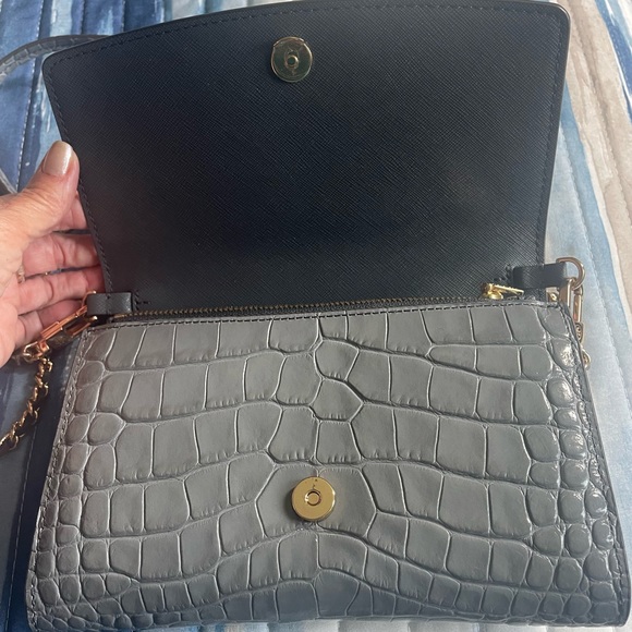 Tory Burch Chain Wallet - Picture 2 of 6